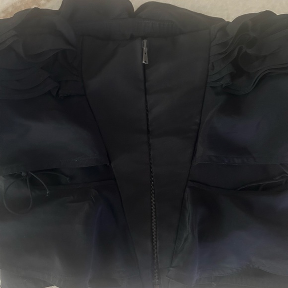 Runway Yves Saint Laurent Silk Sleeve-Accented Top- Designed by Tom Ford - Picture 4 of 14